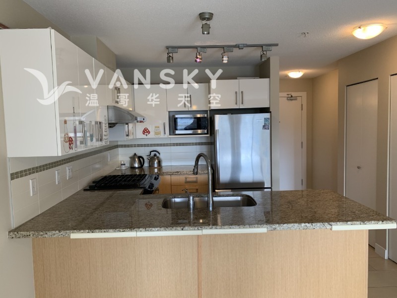 250428115139_1 kitchen2.jpg